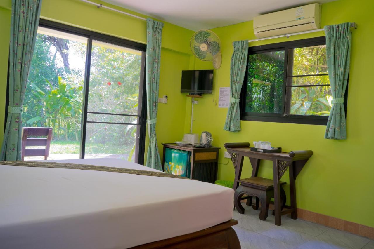 Chez Charly Bungalow Nai Yang Bagian luar foto